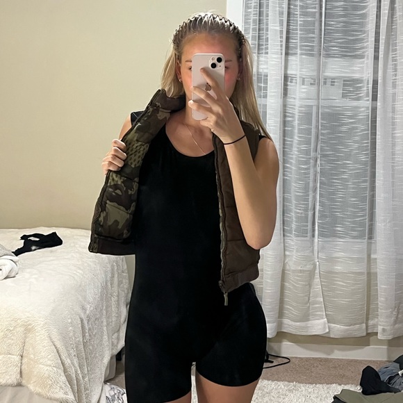 Puffer vest - Picture 2 of 3